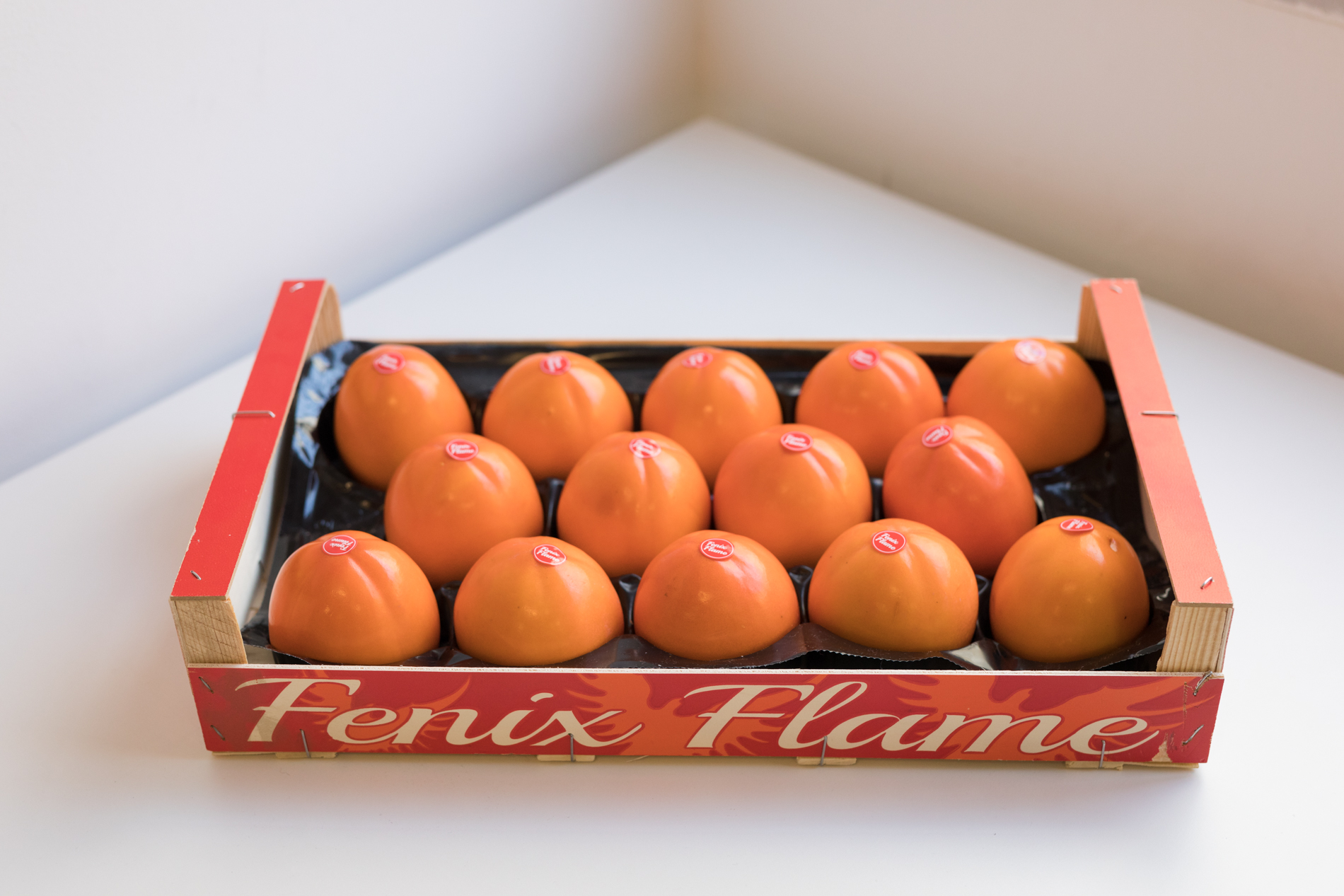 Fresh, high-quality kaki persimmons from Valencia, Spain, exported fruit