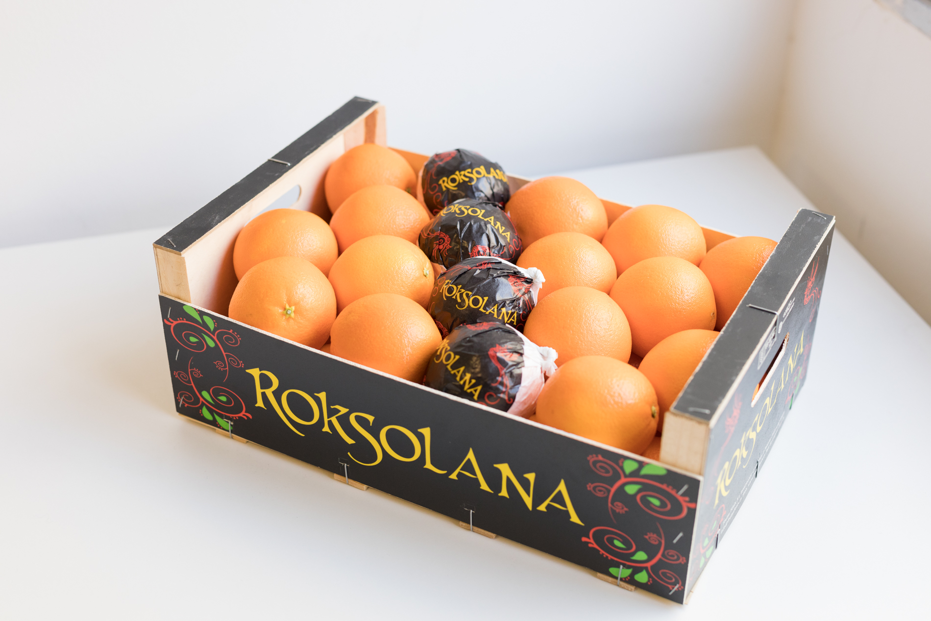 Fresh, juicy oranges exported from Spain, premium citrus for export